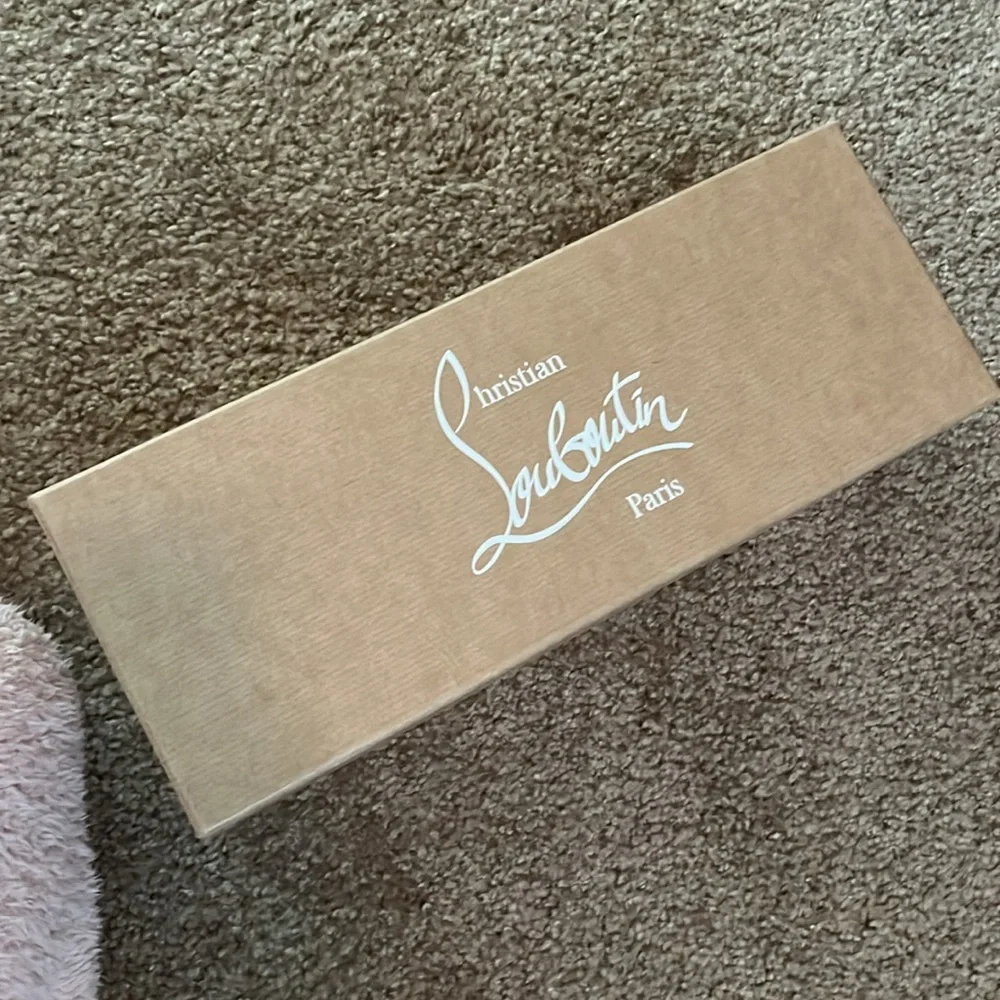 Christian Louboutin Super Loubi Flip Flops - Picture 5 of 6